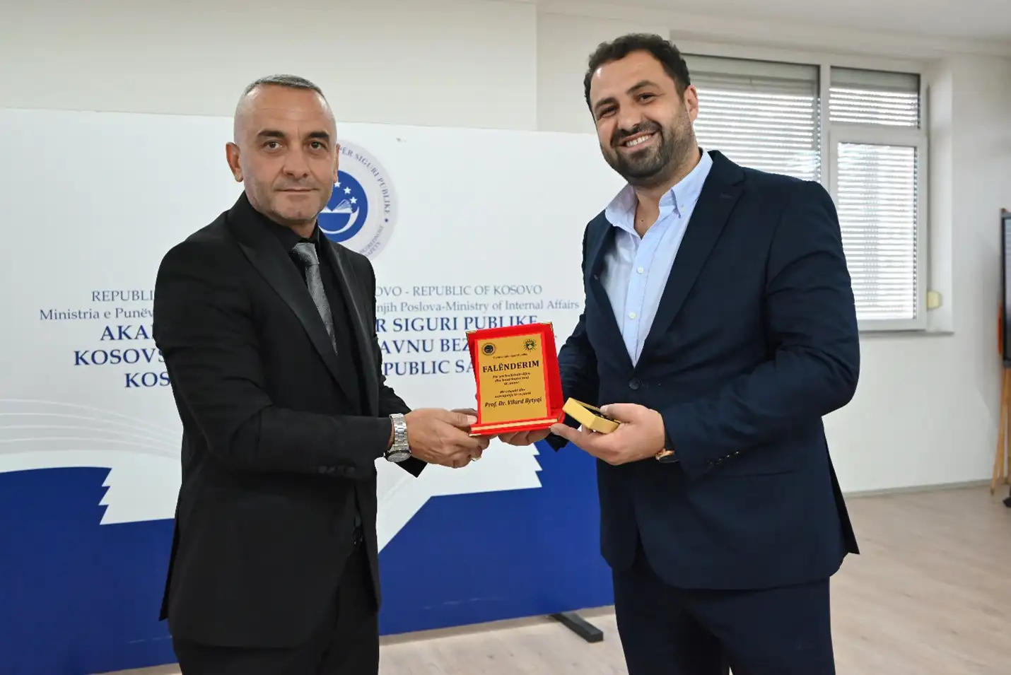 Në AKSP u mbajt ceremonia e ndarjes së diplomave për studentët e diplomuar në vitet 2025 - 2026